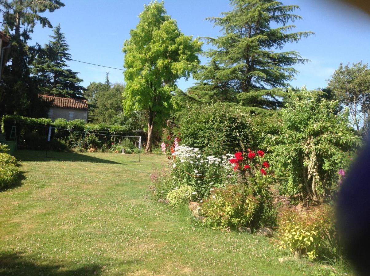 Chez Tabuteau Panzió Plaisance  Kültér fotó